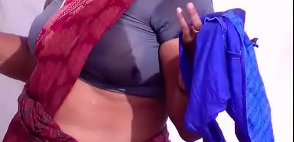  Tamil wife Boobs - Pakkathu veetu Aunty